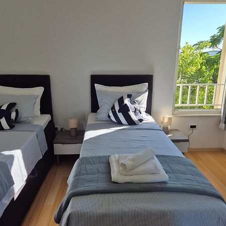 Luxury Two-Floor Apartment In Petrcane With Garden And Pool المظهر الخارجي الصورة