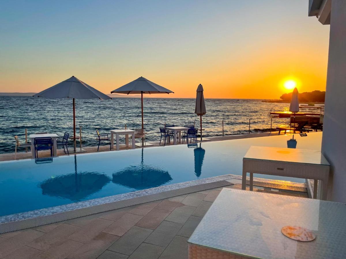 Luxury Two-Floor Apartment In Petrcane With Garden And Pool المظهر الخارجي الصورة