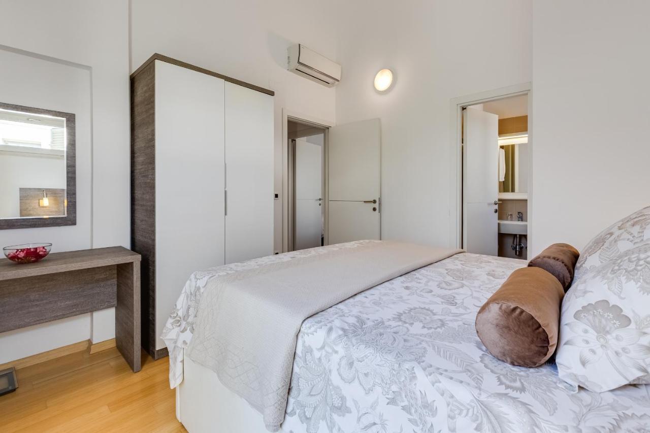 Luxury Two-Floor Apartment In Petrcane With Garden And Pool المظهر الخارجي الصورة