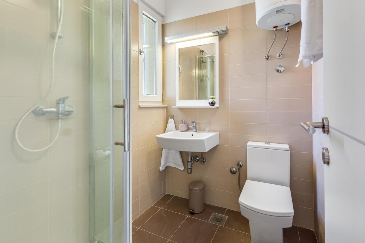 Luxury Two-Floor Apartment In Petrcane With Garden And Pool المظهر الخارجي الصورة